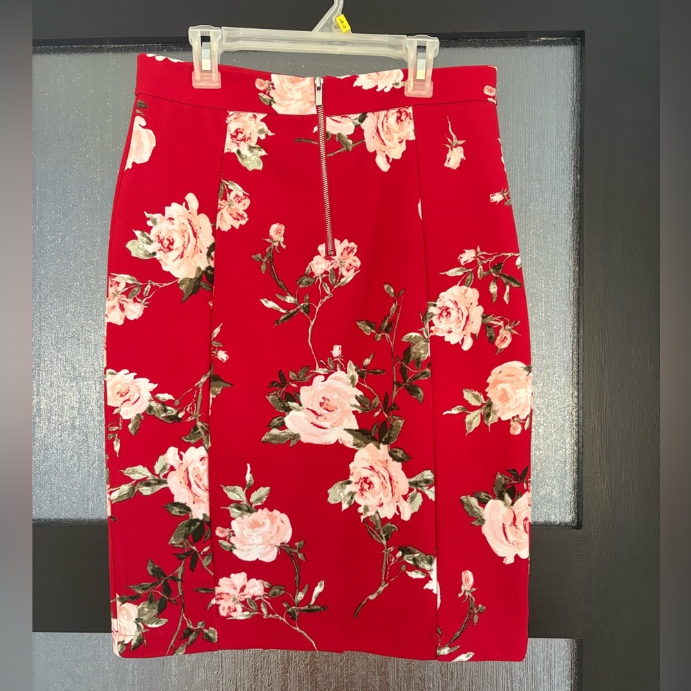 Dynamite Floral Red Skirt